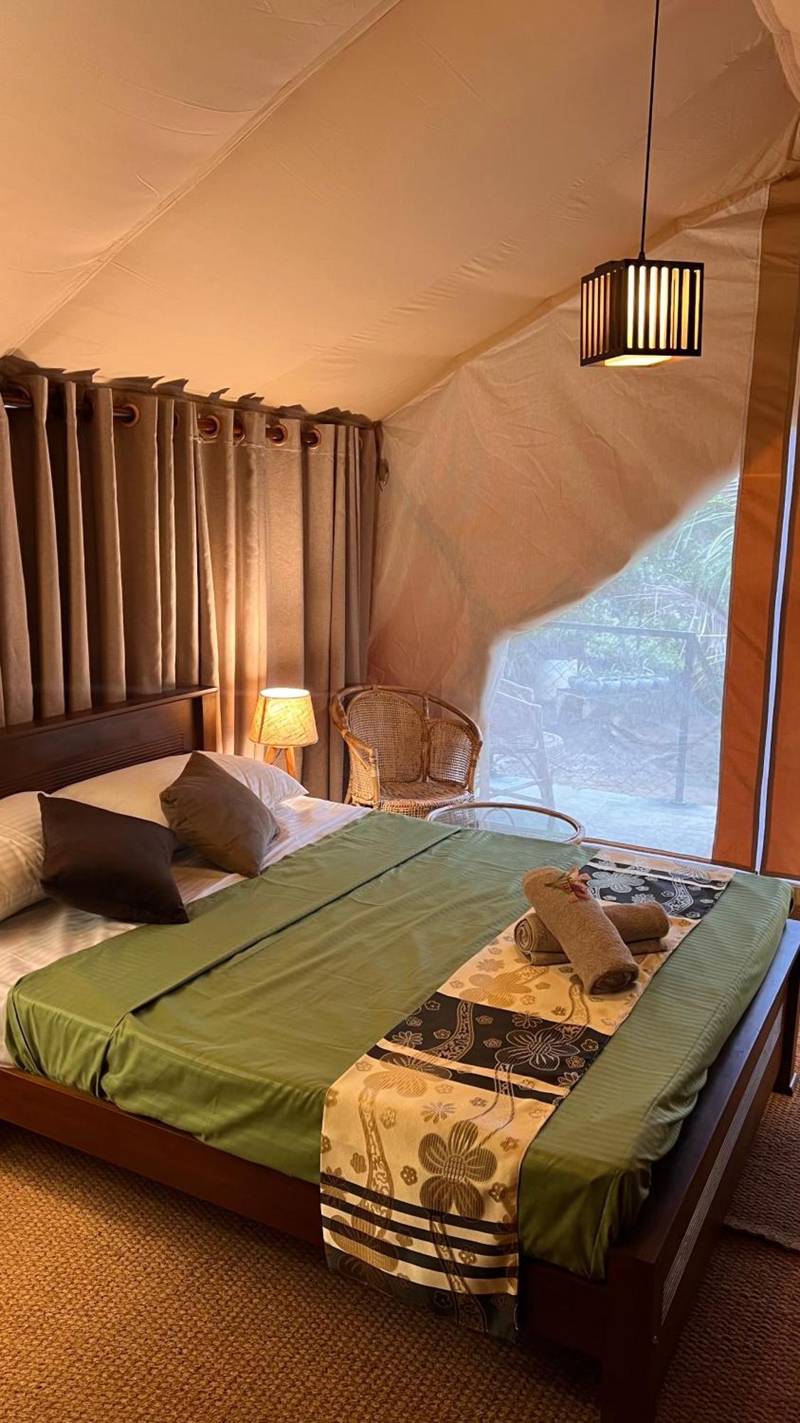At One - Glamping Hotell Rekawa Eksteriør bilde