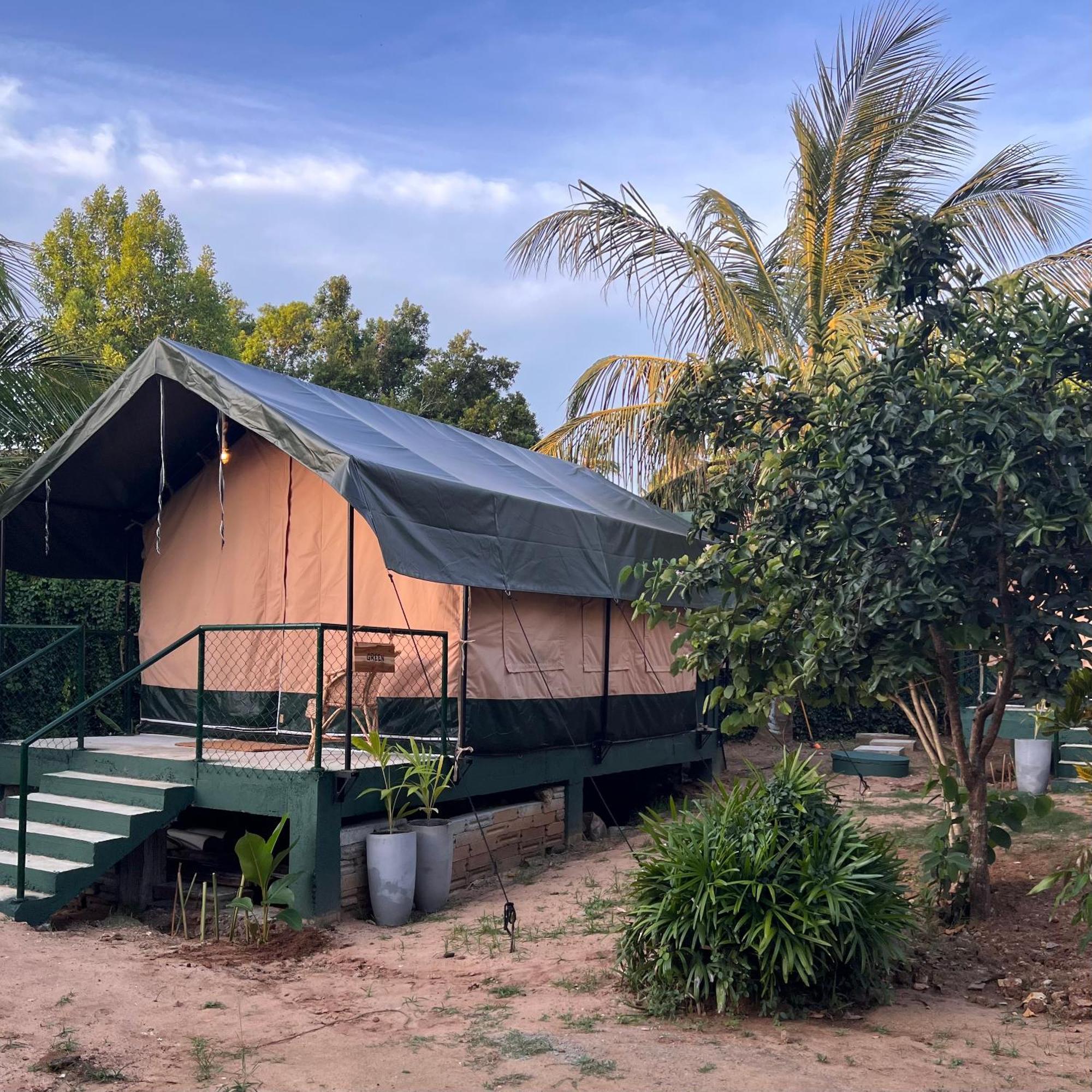 At One - Glamping Hotell Rekawa Eksteriør bilde